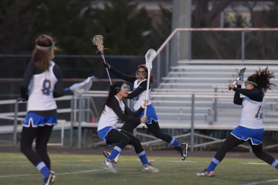 Lady Lancers Lacrosse Plays With Heart